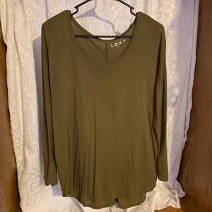EUC Loft olive green long sleeved tee super soft!